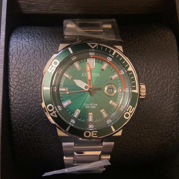 Citizen Eco-Drive  Stainless Steel Green Dial Men's Watch - Picture 1 of 9